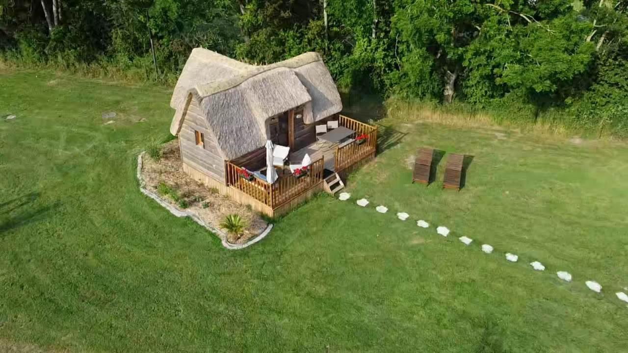 فيلا Les Mini-Chaumieres Saint-Martin-Saint-Firmin المظهر الخارجي الصورة